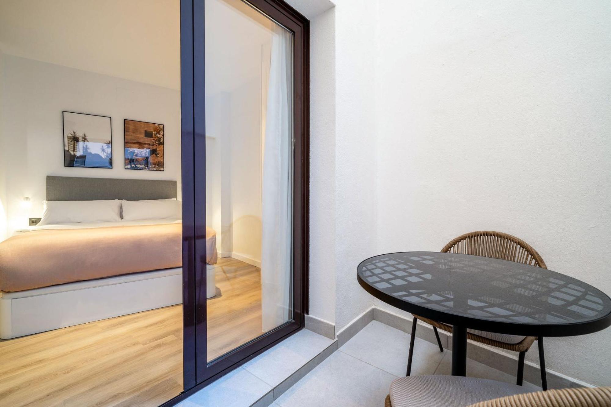 Limehome Malaga Calle Victoria Εξωτερικό φωτογραφία