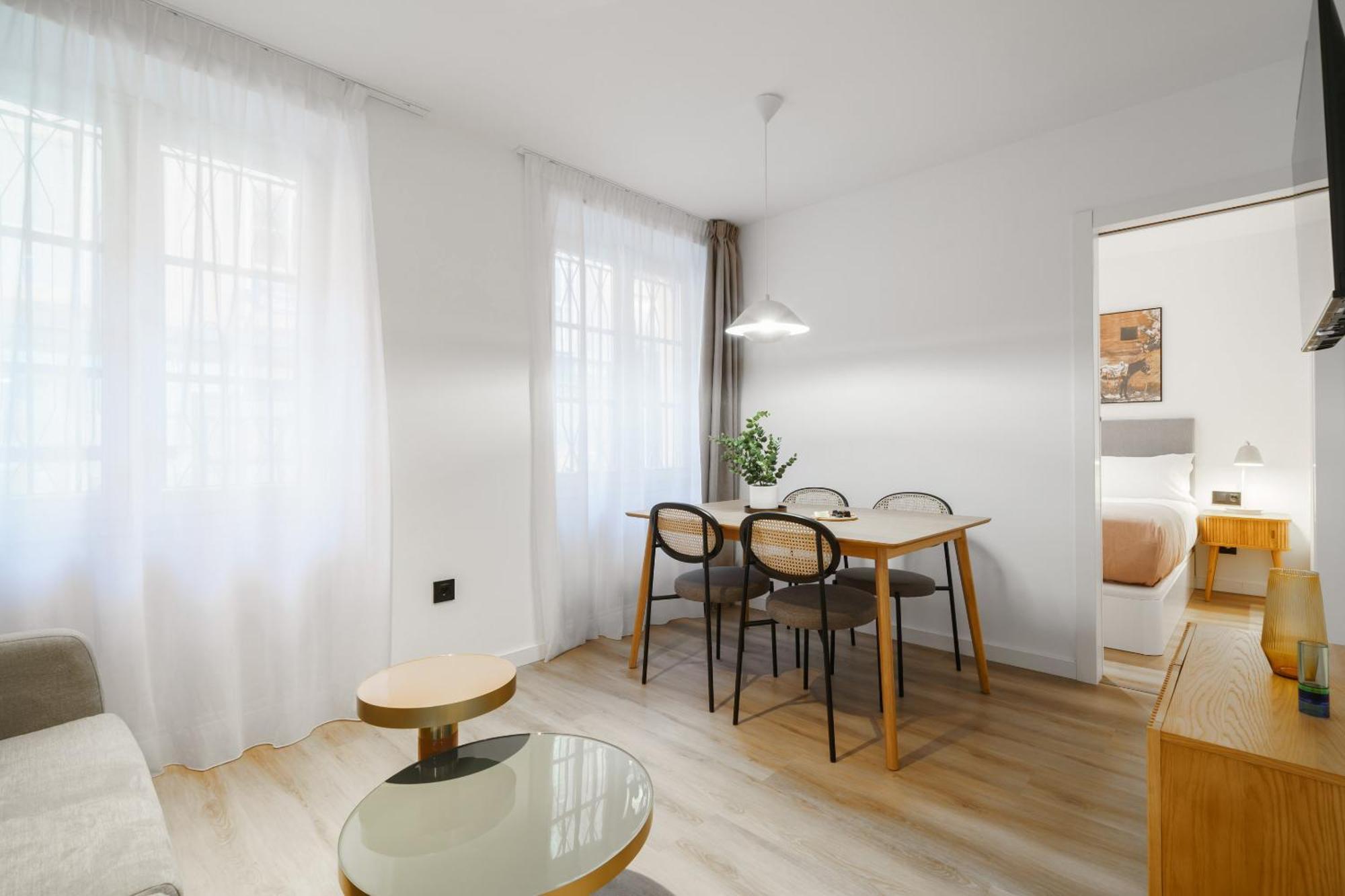 Limehome Malaga Calle Victoria Εξωτερικό φωτογραφία