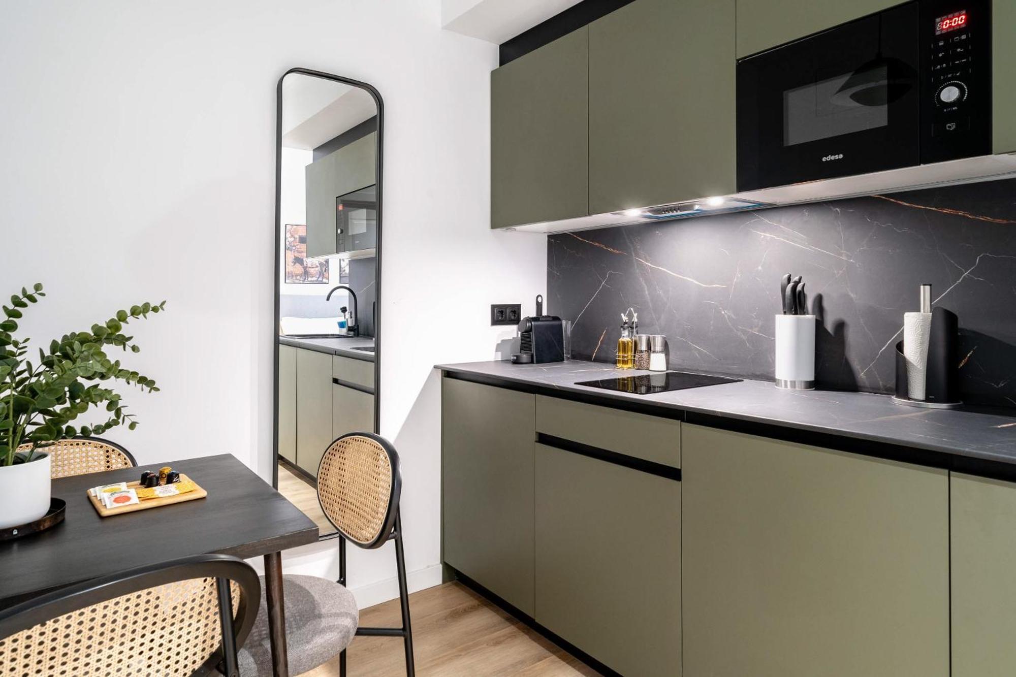 Limehome Malaga Calle Victoria Εξωτερικό φωτογραφία