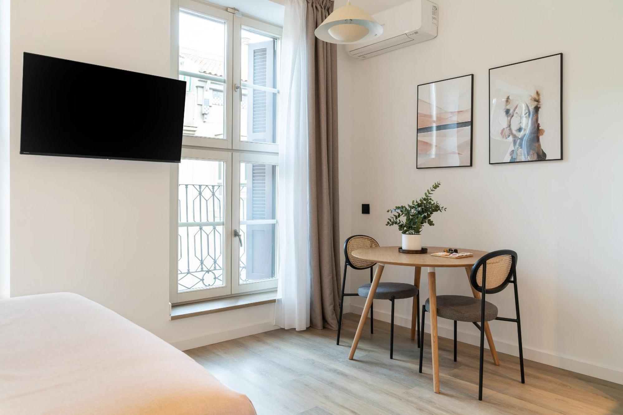 Limehome Malaga Calle Victoria Εξωτερικό φωτογραφία