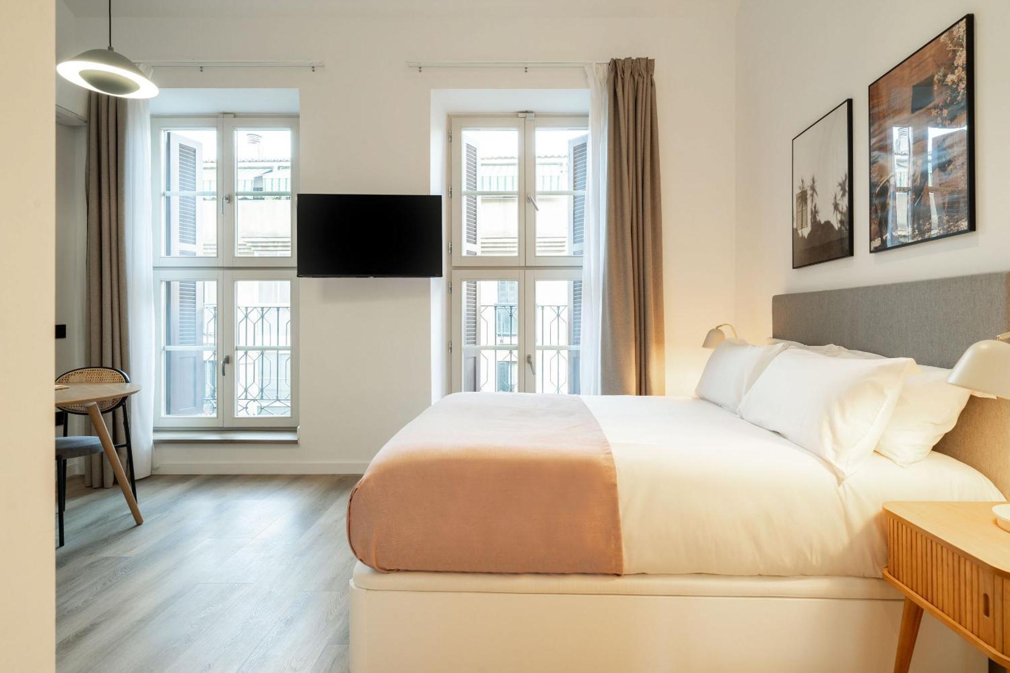 Limehome Malaga Calle Victoria Εξωτερικό φωτογραφία